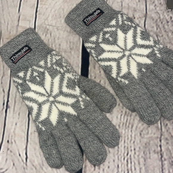 Snowflake knit gloves - Picture 1 of 5